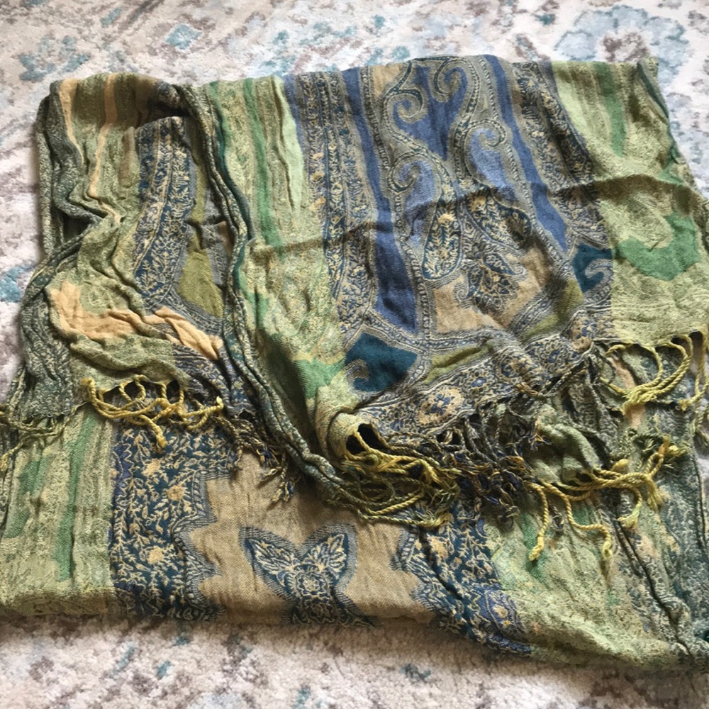 Paisley scarf